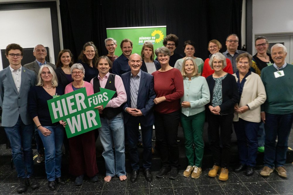 Das Foto zeigt die Stadtratskandidaten von Bündnis 90/Die Grünen für die Stadtratswahl 2026. 